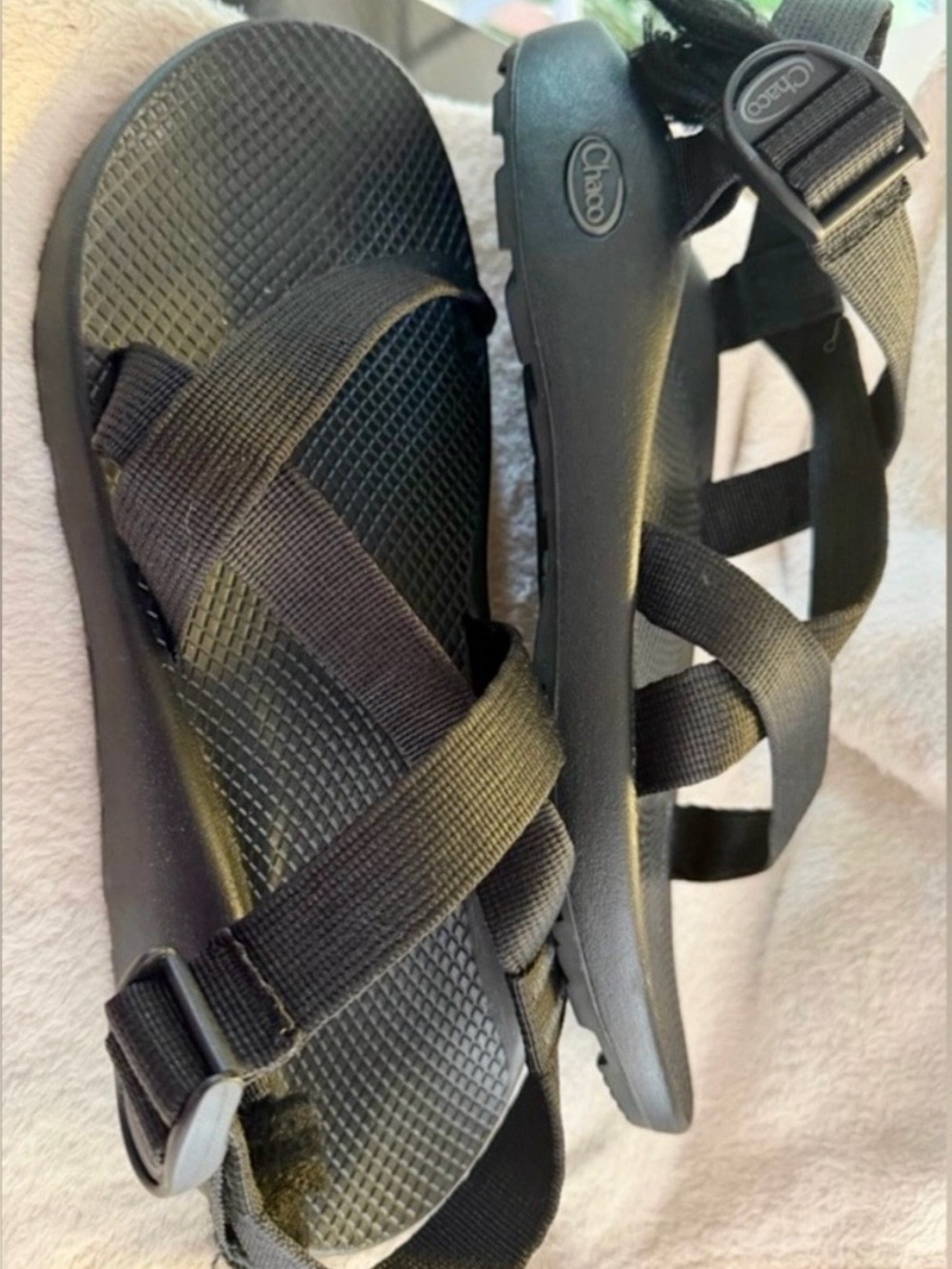 Chaco Men’s Black Strap Classic Sandals size 12